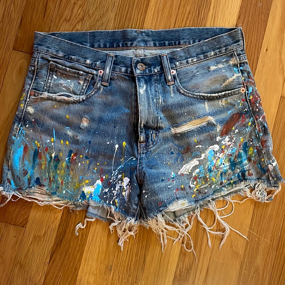 Relaxed cutoff denim shorts